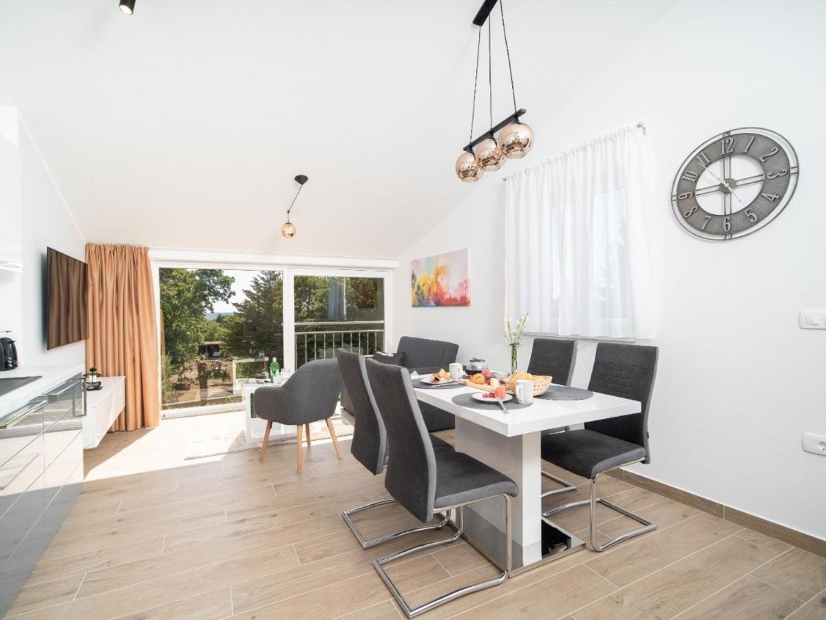 Apartment Gaia Labin  Buitenkant foto